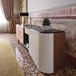Credenza India
