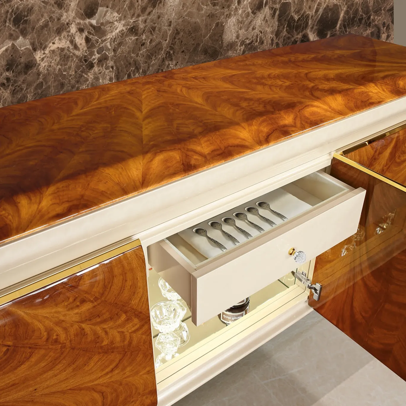 Credenza in legno a 3 porte Trilogy
