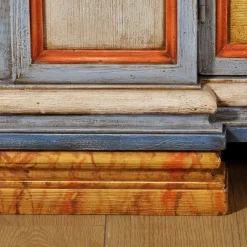Credenza in Legno In Stile Tirolese Dipinta a Mano
