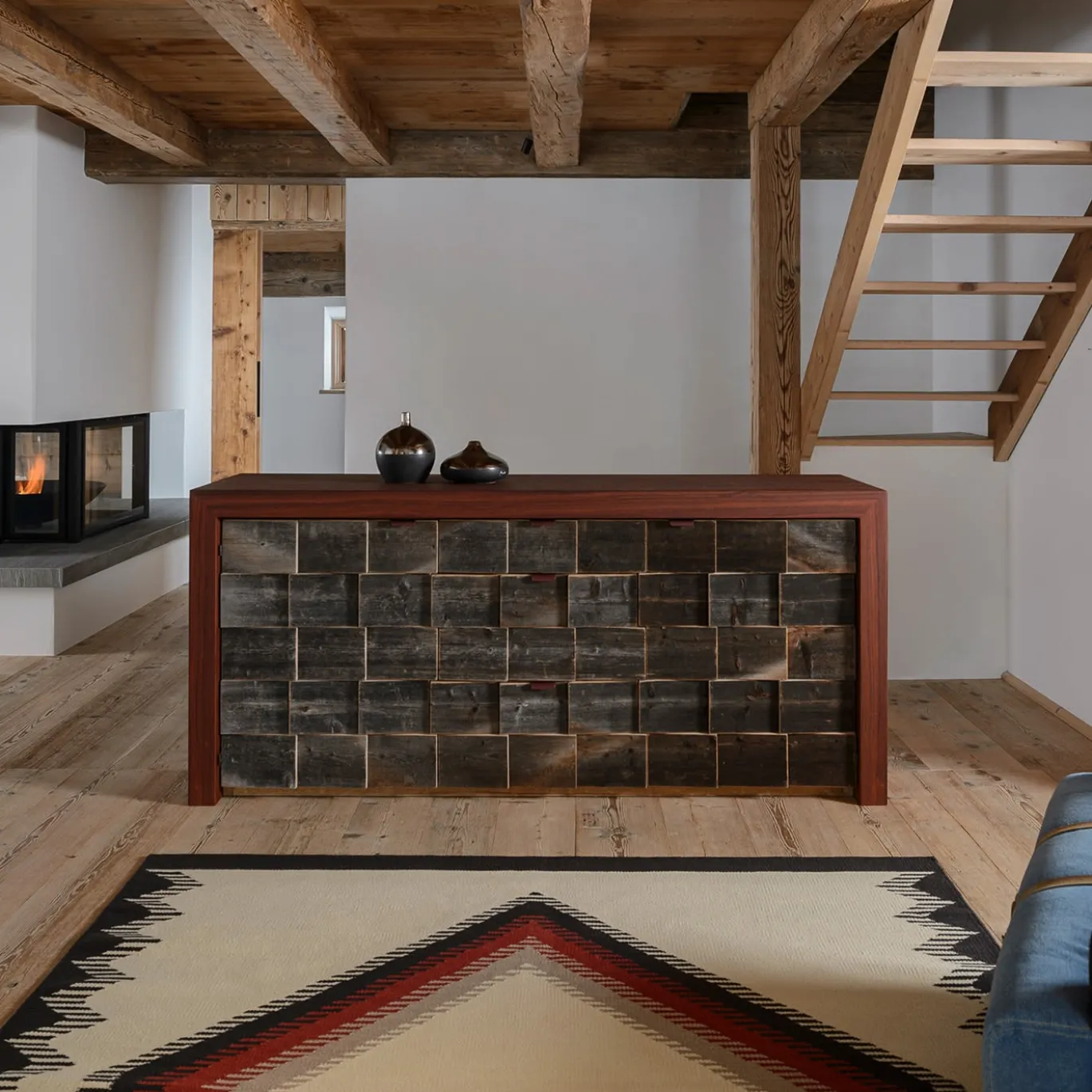 Credenza in legno Scandole