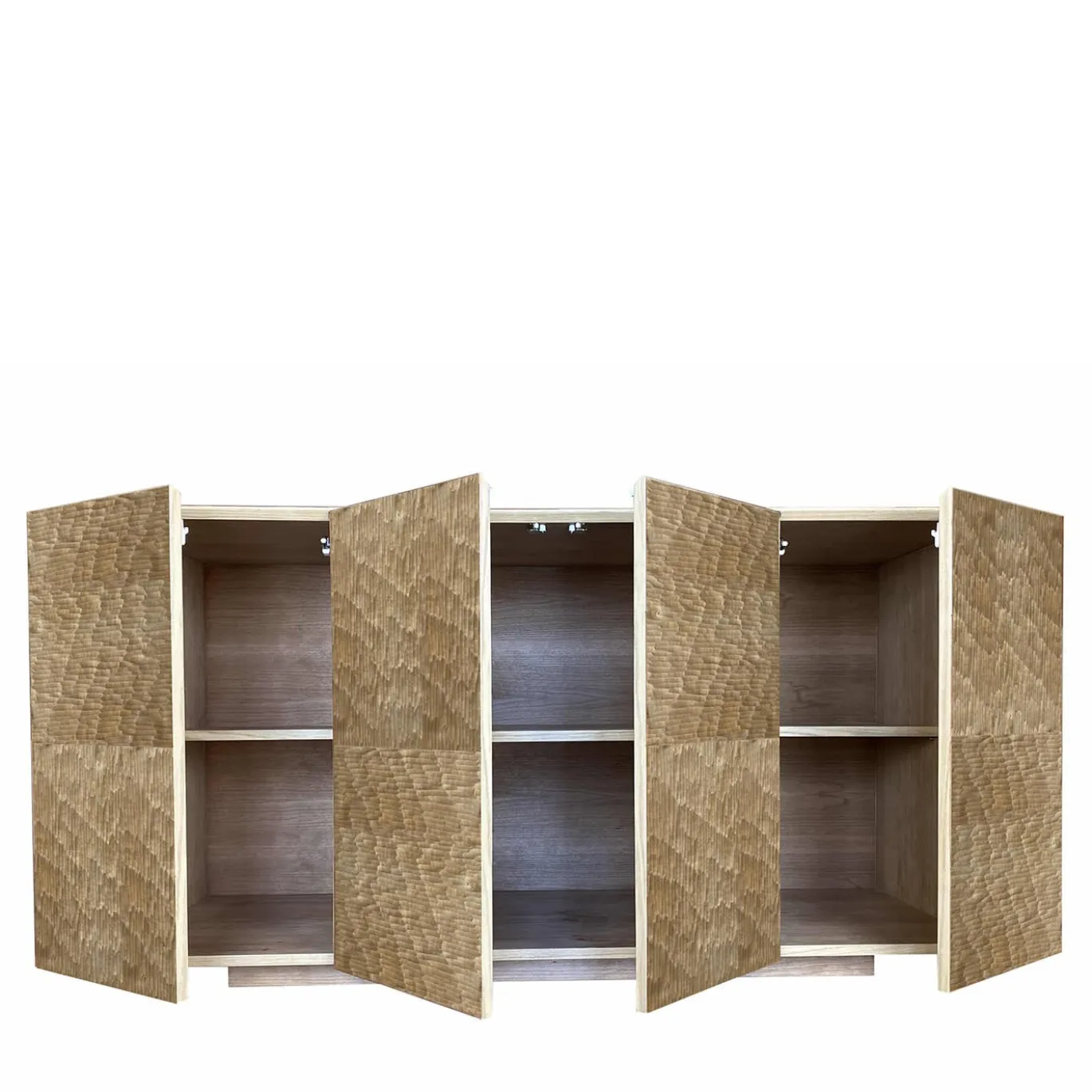 Credenza intagliata a 4 ante Boccadarno Sette di Meccani Studio