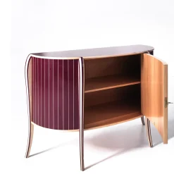 Credenza intarsiata in acero e cuore viola