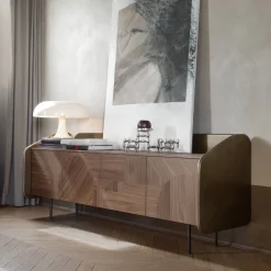Credenza INTARSIO laccata bronzo ossidato con scocca in noce canaletto intarsiata a mano