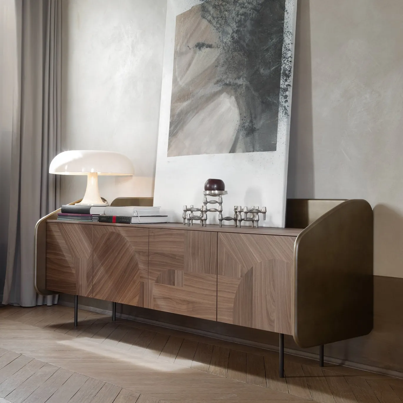 Credenza INTARSIO laccata bronzo ossidato con scocca in noce canaletto intarsiata a mano