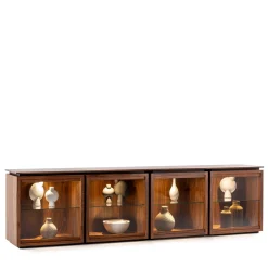Credenza modulare Mesh con 4 contenitori e ante in vetro di Gabriele Cappelletti