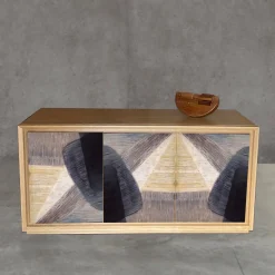 Credenza policroma Pittura Tre di Mascia Meccani