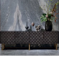 Credenza quadrata in sicomoro