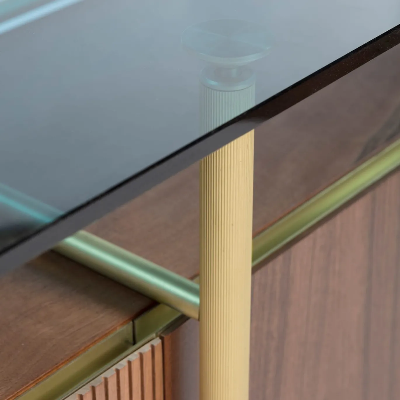 Credenza Serica