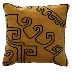 Cuscino beige Mr. Nest Pakistan 1 di Paolo Cappello
