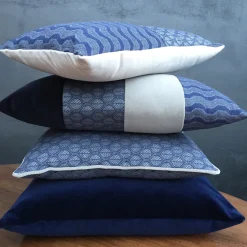 Cuscino Carrè in velluto di cotone blu