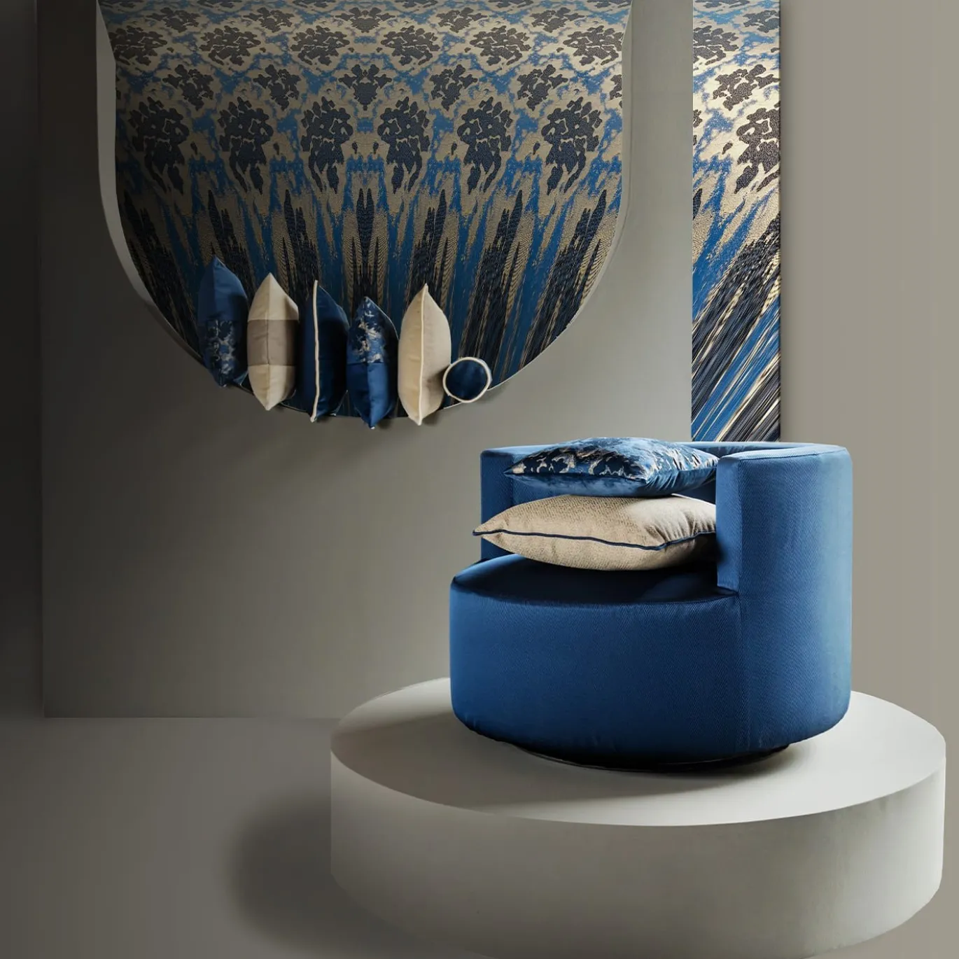 Cuscino decorativo quadrato blu e oro
