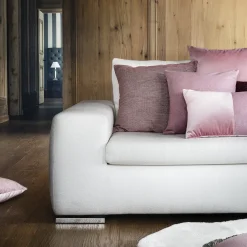 Cuscino in lana rosa