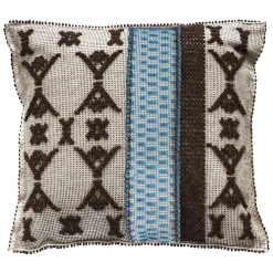 Cuscino Lessia Light Blue di Mariantonia Urru