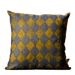 Cuscino quadrato Pungitopo in velluto blu e giallo con motivo a diamante