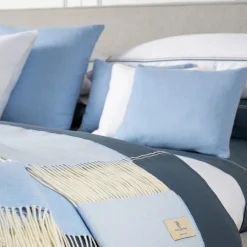 Cuscino rettangolare azzurro Defilé