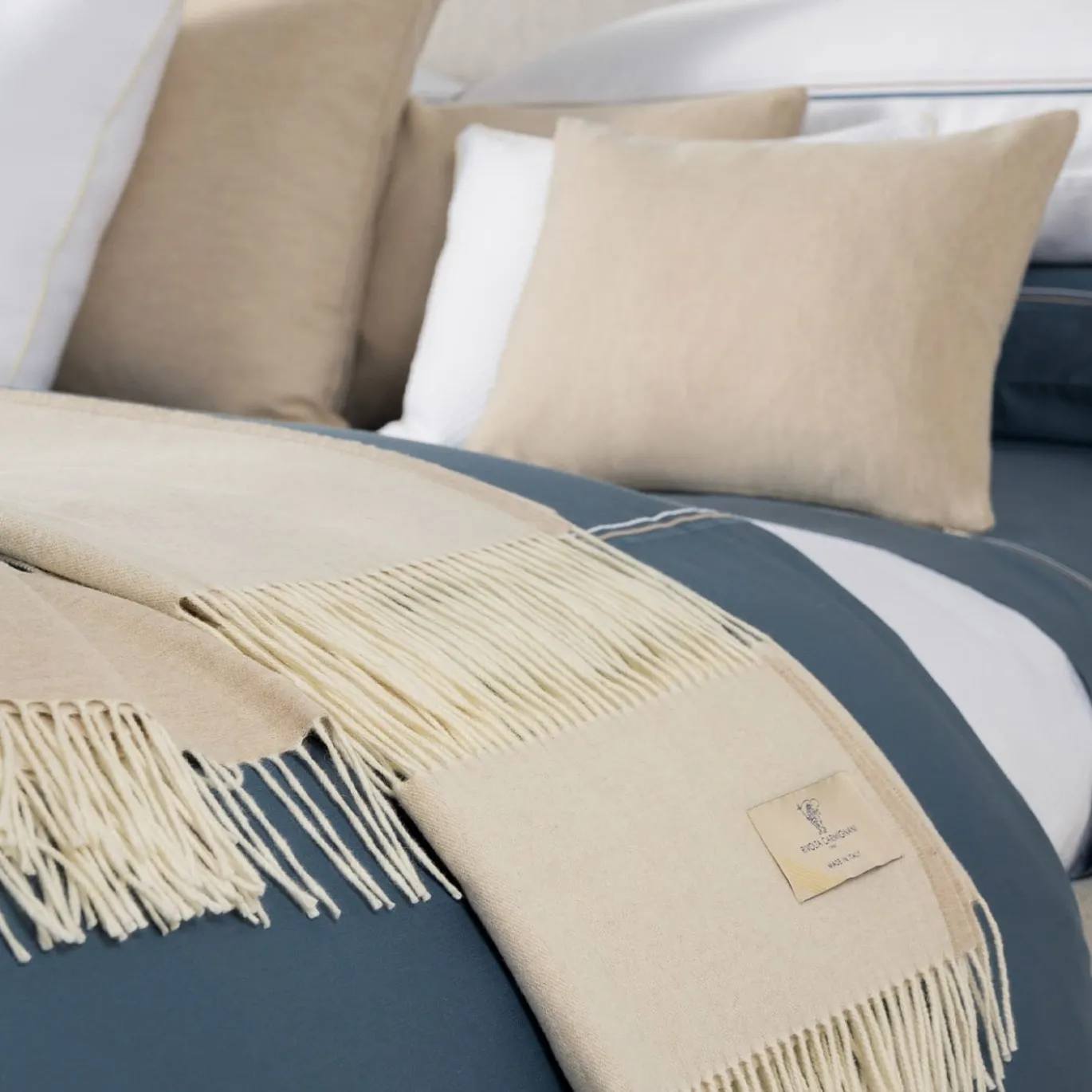 Cuscino rettangolare beige Defilé