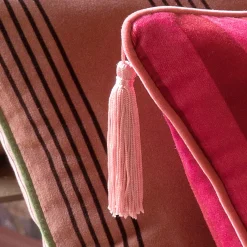 Cuscino Sweet Pillow rettangolare a righe rosso fragola e ciliegia