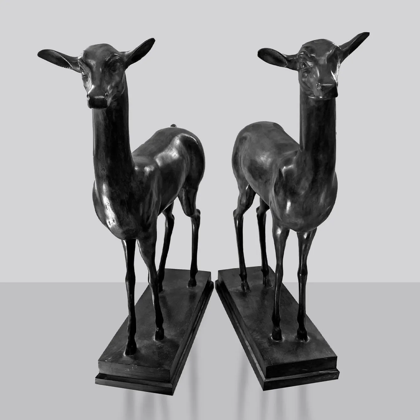 Daini Piccoli Coppia di Sculture