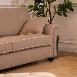 Divano Borghese beige a due posti