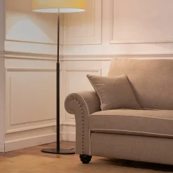 Divano Borghese beige a due posti