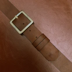Divano Docker in pelle marrone cognac