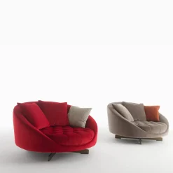 Divano Hill in Velluto Rosso di Studio MA