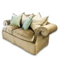 Divano La Salute color taupe chiaro con cuscini abbracciabili