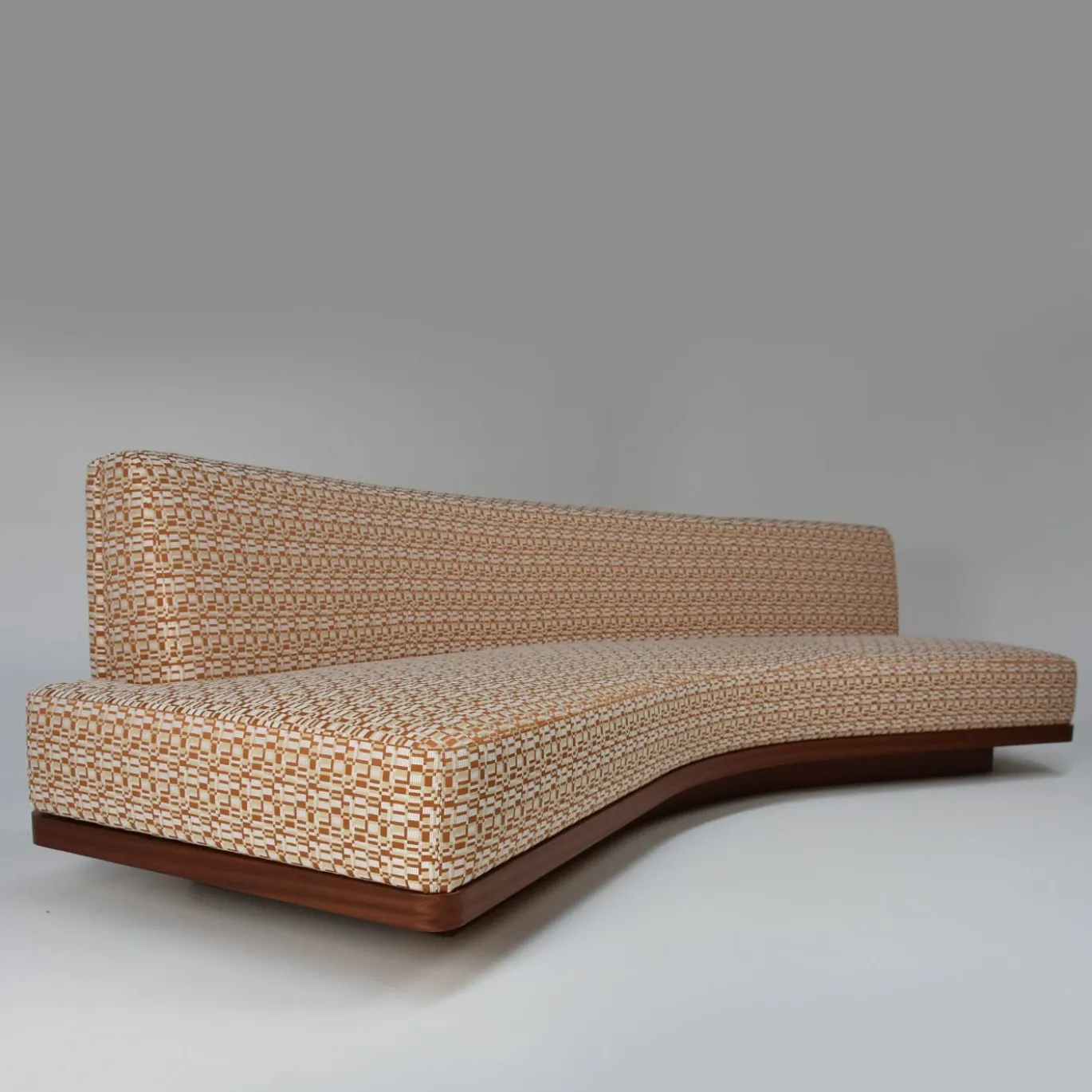 Divano Wild Back di Lorenza Bozzoli