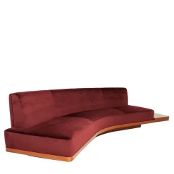 Divano Wild Side Curved Red Wine con tavolo di Lorenza Bozzoli