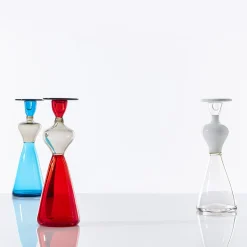 Donna Campigliesca Vaso antropomorfo in vetro bianco di Gio Ponti