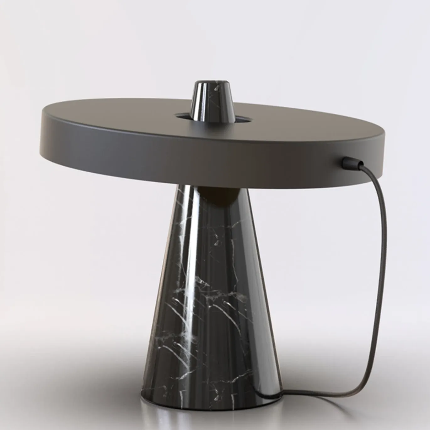 Ed039 Lampada da tavolo in ottone nero