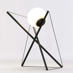 ED057 Lampada da tavolo nera