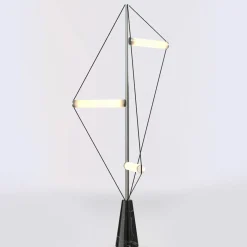 Ed047 Lampada da terra cromata con base nera