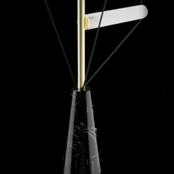 Ed047 Lampada da terra in ottone con base nera