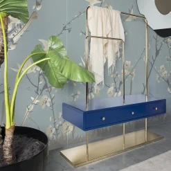 EMPEROR'S CLOTHES RACK DI LEA CHEN