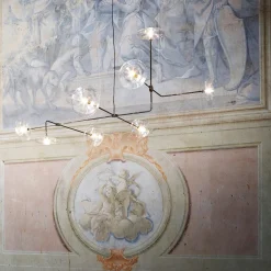 Essenza Lampadario moderno in metallo nero a 8 luci con vetro