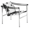1 Fauteuil à Dossier Basculant di Le Corbusier; Pierre Jeanneret; Charlotte Perriand - Pelle di capelli nera