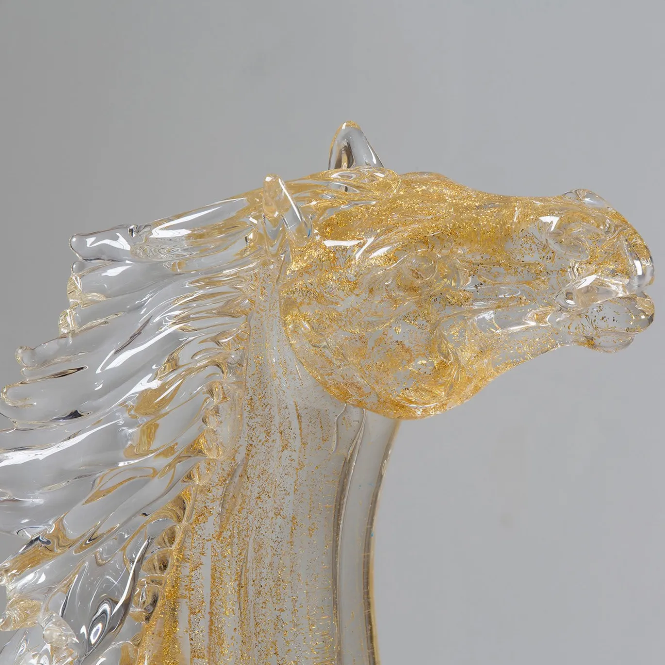 Figurina Cavallo Seduto Grande in Vetro Dorato