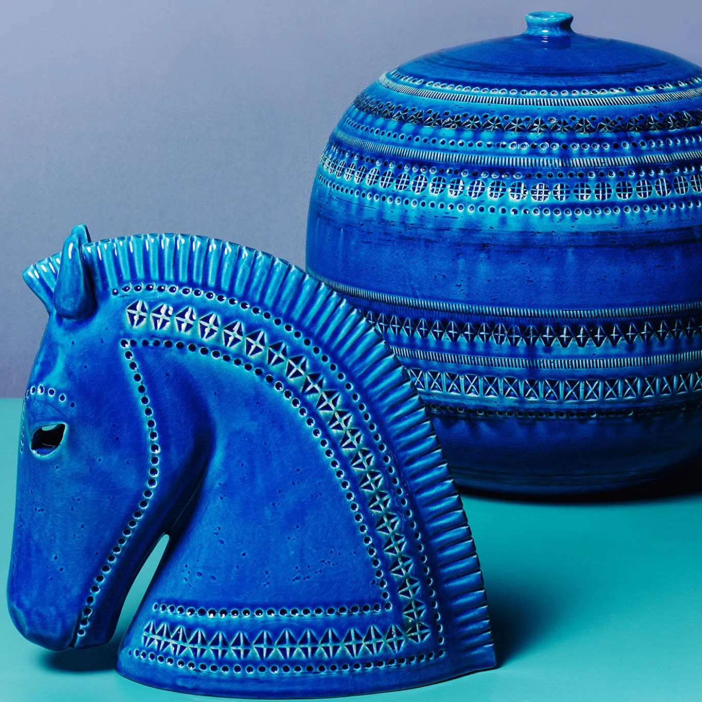 Figurina Rimini Blu Testa di Cavallo in Ceramica Blu di Aldo Londi