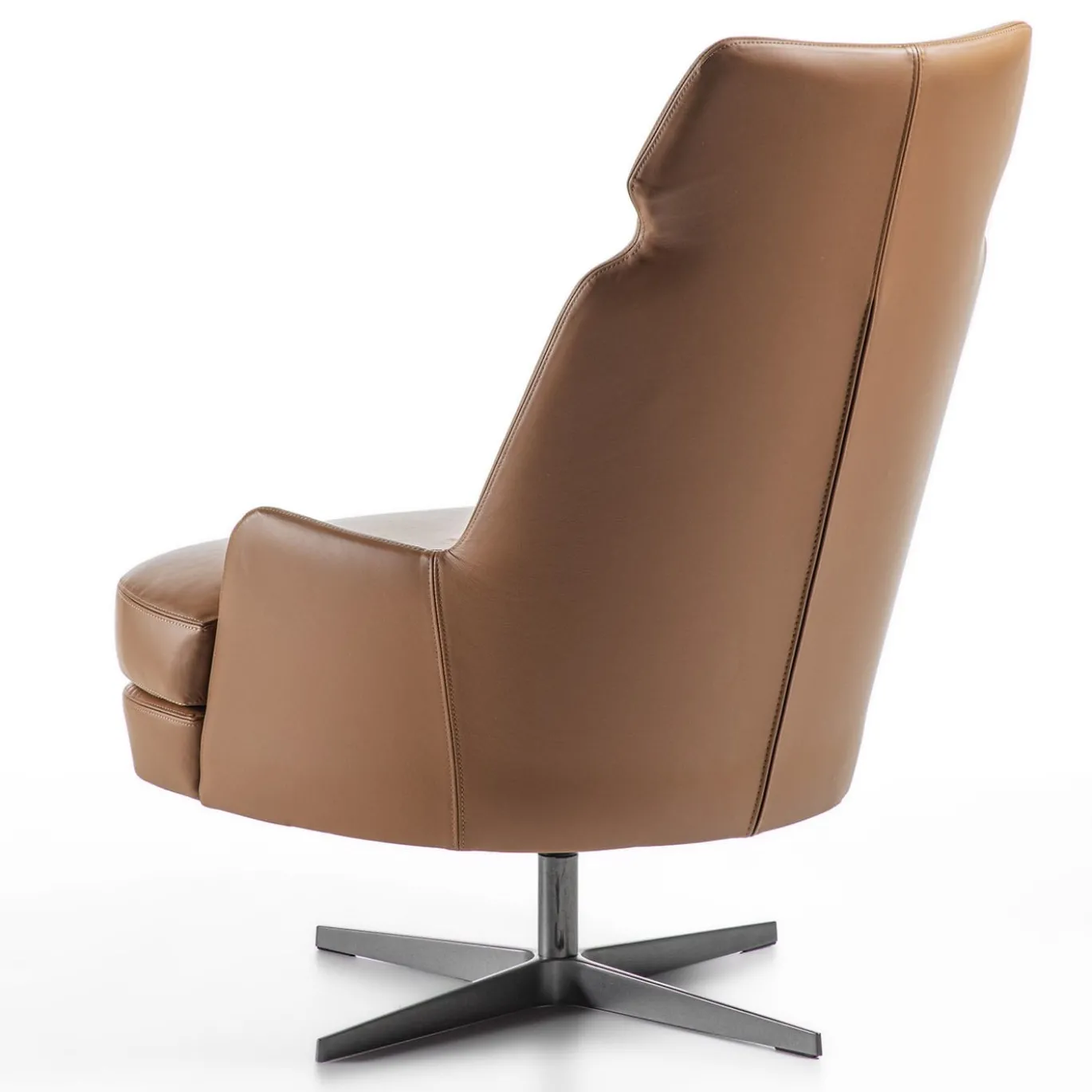 Forma Bergere girevole in pelle