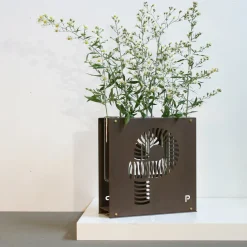 Grafica - Vaso in acciaio corten