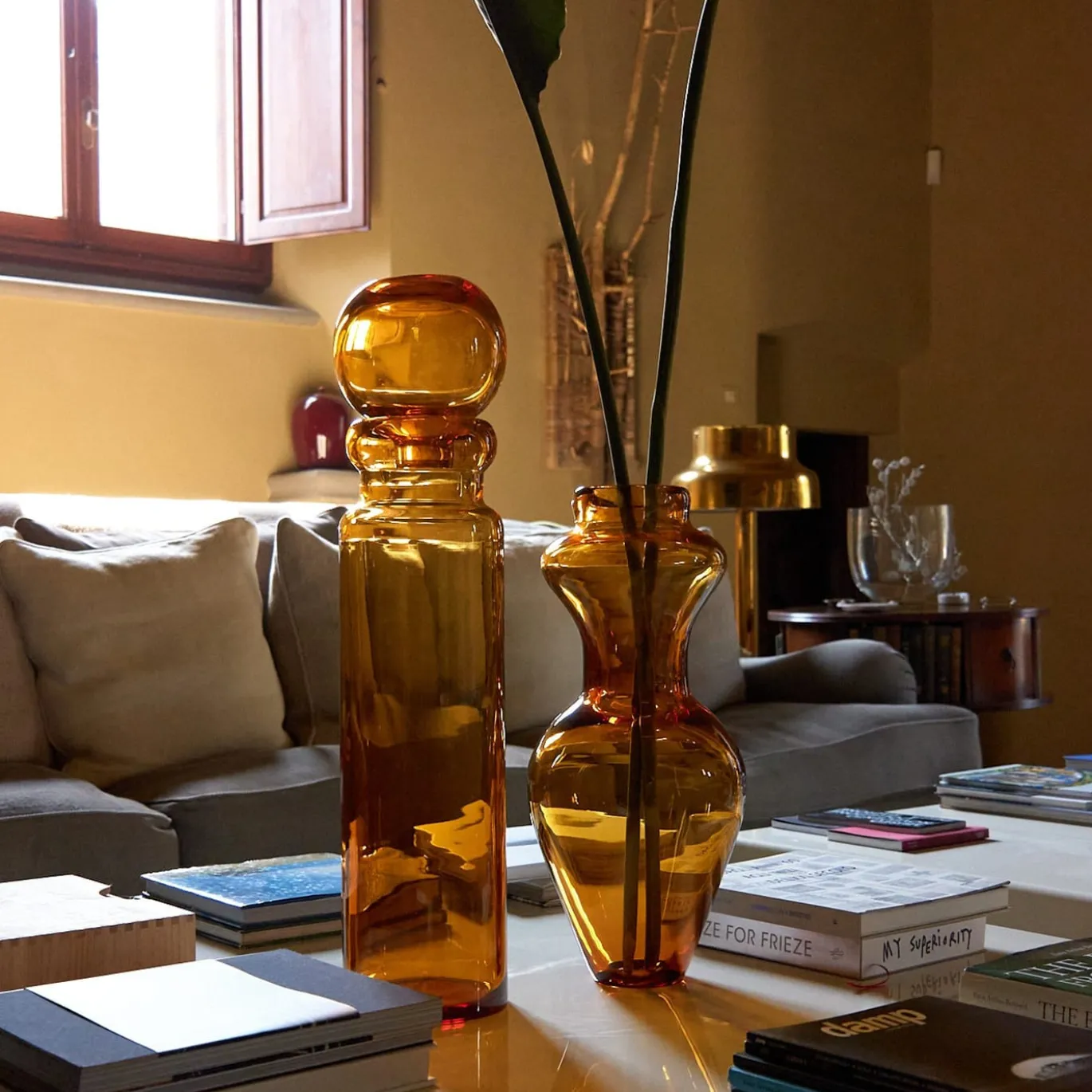 Grande vaso in cristallo soffiato a mano color ambra Marsala con tappo rimovibile
