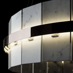 Il lampadario circolare in marmo