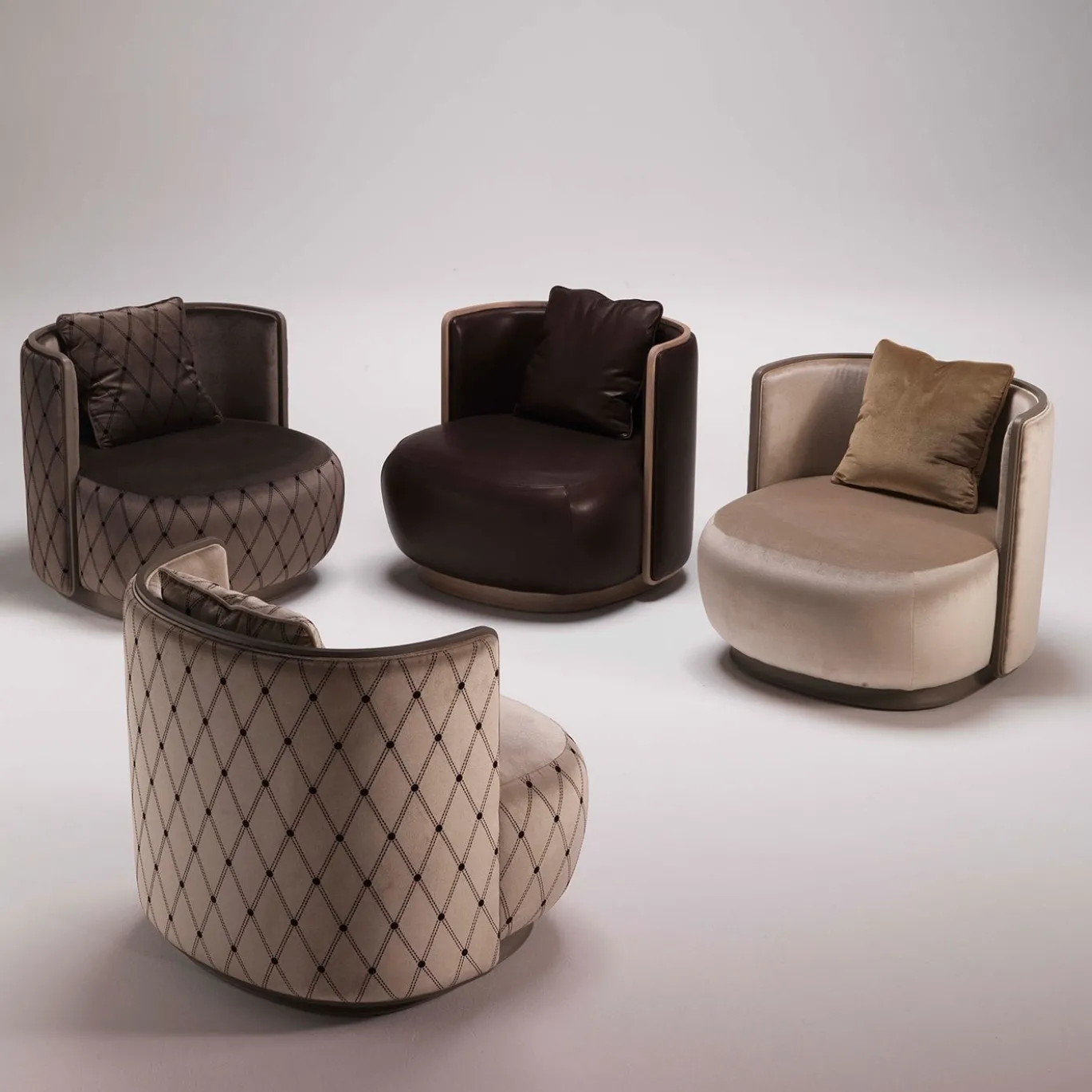 Kir Royal/A Poltrona beige di Christophe de la Fontaine