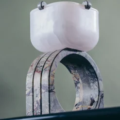 Lampada Alice Sarrancolin di Cristina Celestino