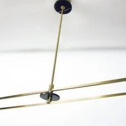 Lampada a sospensione Essential Stick in ottone satinato