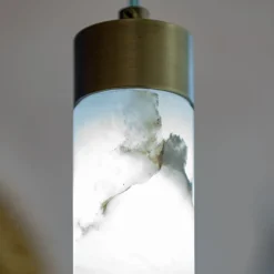 Lampada a sospensione in tubo di alabastro