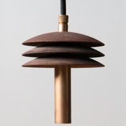 Lampada a sospensione Isolatore 100 marrone in ferro e ottone