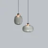 Lampada a sospensione Legier in vetro fumé con dettaglio in bronzo