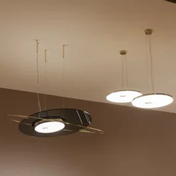 Lampada a sospensione Libra con anello in vetro fumé